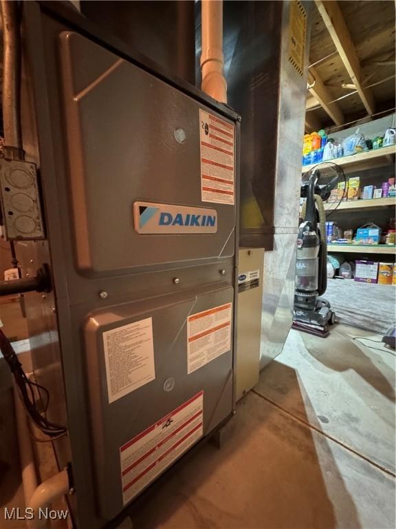 1470 Butterfield Cir, Niles, OH 44446 - utilities featuring heating unit
