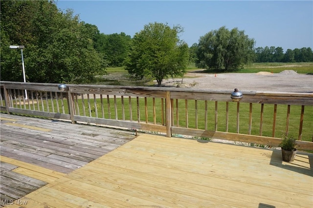 6019 New London Rd, Ashtabula, OH 44004 - deck with a lawn