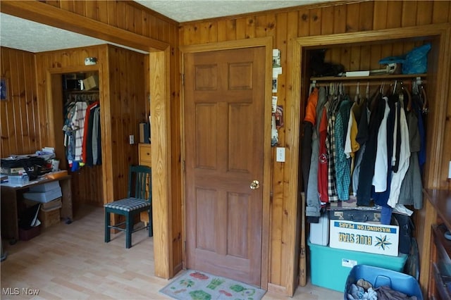 6019 New London Rd, Ashtabula, OH 44004 - view of closet