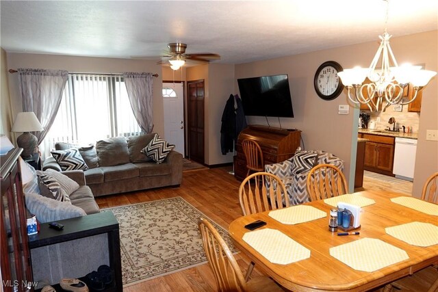 11442 Harbour Light Dr, North Royalton, OH 44133 - photo 9