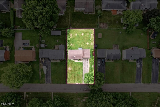 4438-4440 Washington Square Dr, Austintown, OH 44515 - aerial perspective of suburban area with property boundaries highlighted