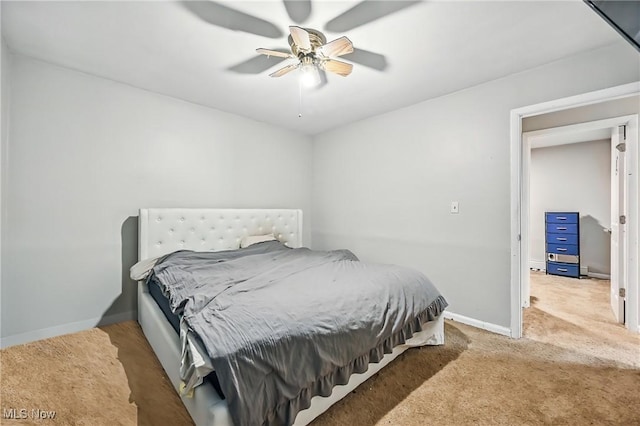 4438-4440 Washington Square Dr, Austintown, OH 44515 - carpeted bedroom with baseboards and a ceiling fan