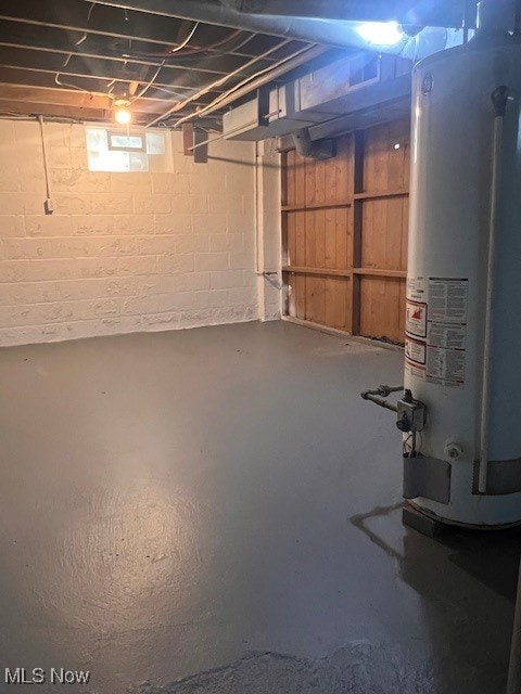 296 Sanderson Ave, Campbell, OH 44405 - unfinished basement with gas water heater