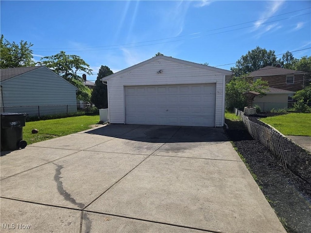 932 E 218th St, Cleveland, OH 44119 - photo 3