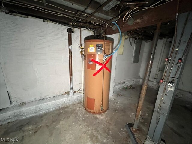 725 S 4th St, Martins Ferry, OH 43935 - photo 32