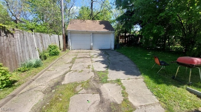 3437 E 103rd St, Cleveland, OH 44104 - view of detached garage