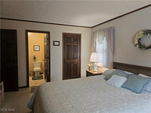 462 Farr Ave, Wadsworth, OH 44281 - carpeted bedroom featuring crown molding and connected bathroom