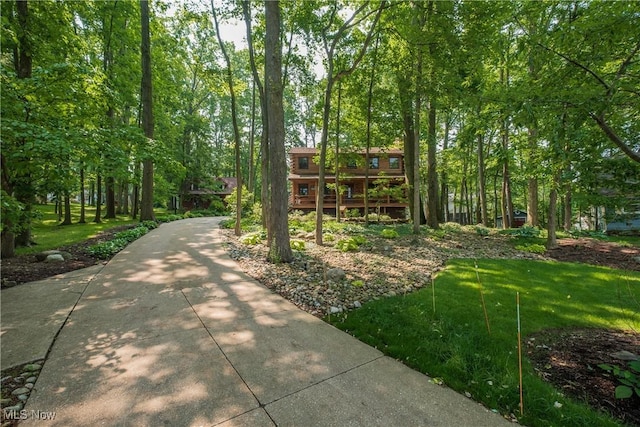 5820 Kildare Cir NW, Canton, OH 44718 - view of home's community featuring a lawn