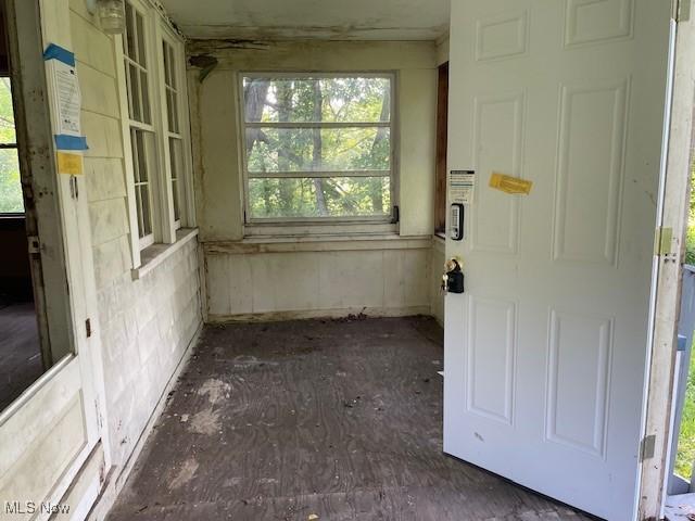 15262 Wadsworth Rittman Rd, Rittman, OH 44270 - view of unfurnished sunroom