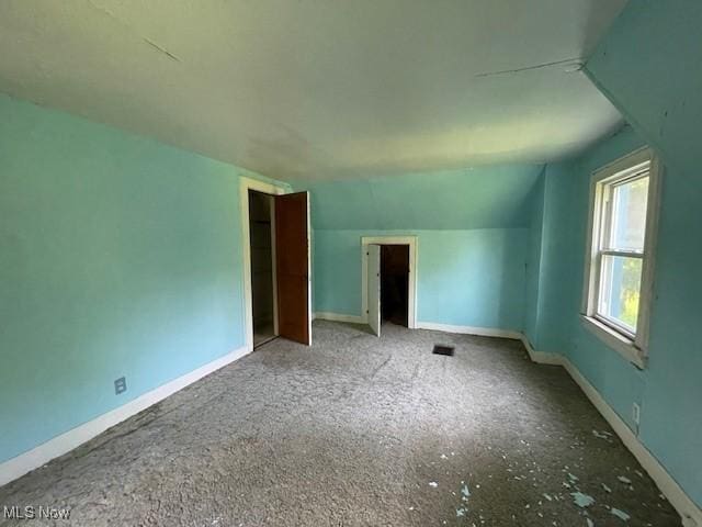 15262 Wadsworth Rittman Rd, Rittman, OH 44270 - bonus room with baseboards