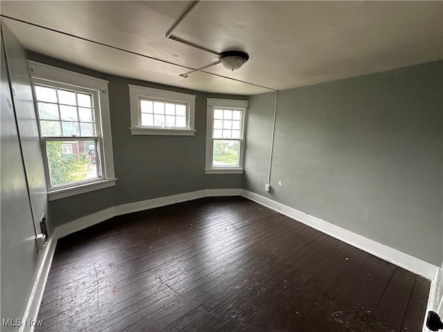 246 Lowell Ave NE, Warren, OH 44483 - photo 10