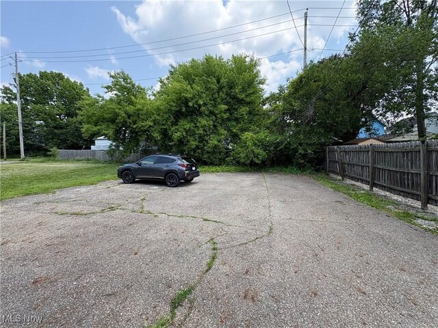 697 N Main St, Akron, OH 44310 - photo 3