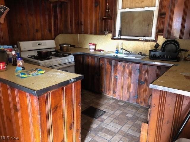 11624 Miles Ave, Cleveland, OH 44105 - photo 22