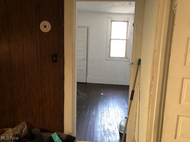 11624 Miles Ave, Cleveland, OH 44105 - photo 32