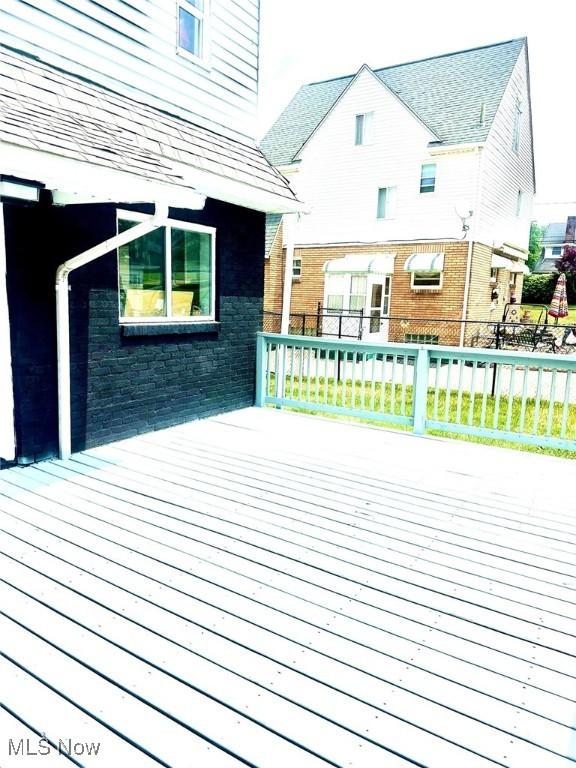 1389 Diagonal Rd, Akron, OH 44320 - view of wooden terrace