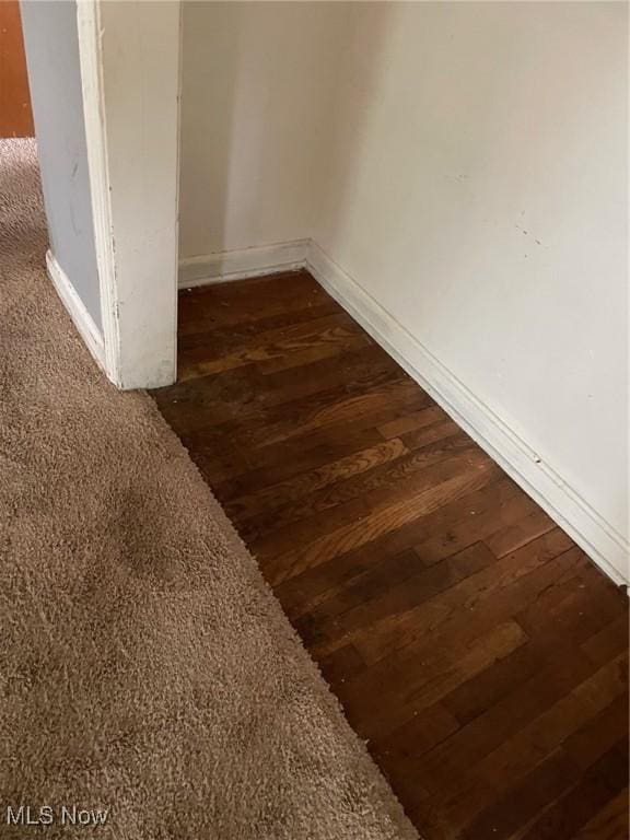 772 Shoshone Ave, Akron, OH 44305 - detailed view of baseboards and wood finished floors