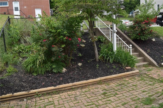 1408 N 9th St, Martins Ferry, OH 43935 - view of yard