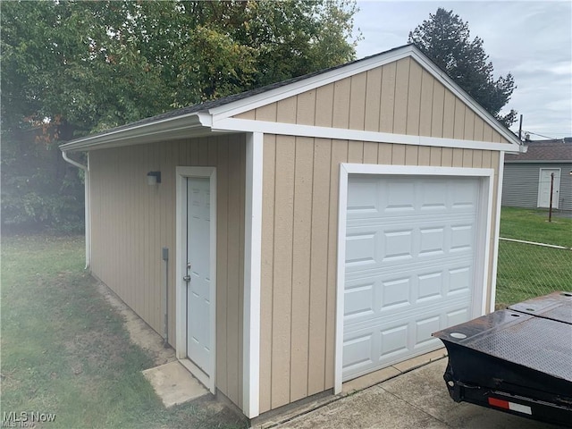 3961 E 53rd St, Newburgh Heights, OH 44105 - view of detached garage