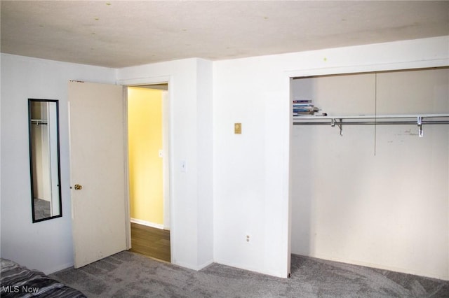 1553 Quail Hollow Dr, Cambridge, OH 43725 - unfurnished bedroom with carpet flooring and a closet