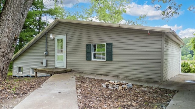 15295 State Route 60, Lowell, OH 45744 - view of side of property