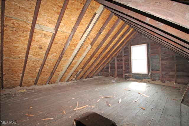 4076 E 106th St, Cleveland, OH 44105 - view of attic