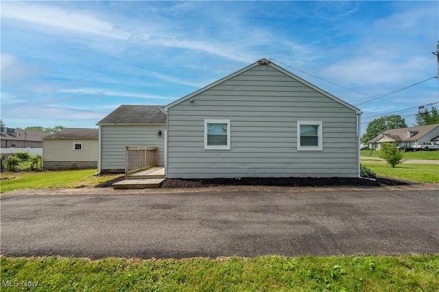 117 N Navarre Ave, Youngstown, OH 44515 - view of back of property