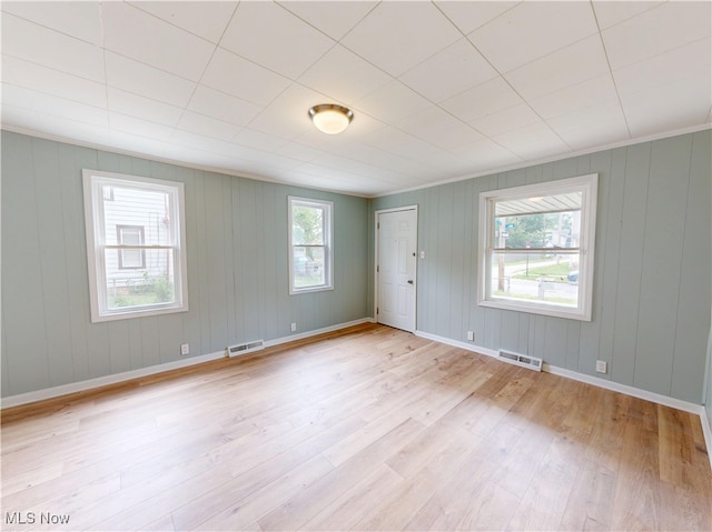 7600 Lawn Ave, Cleveland, OH 44102 - photo 8