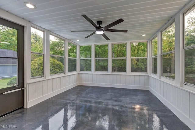 8000 Lake Rd, Seville, OH 44273 - unfurnished sunroom featuring ceiling fan