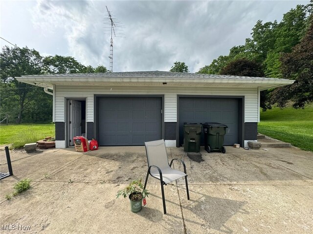 85 Arrow Rd NW, Carrollton, OH 44615 - view of detached garage