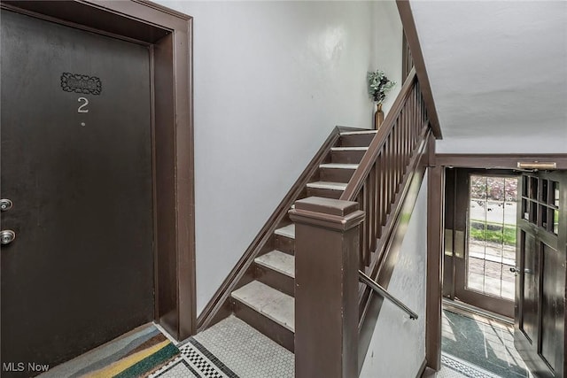 2725 Hampshire Rd Unit 2, Cleveland Heights, OH 44106 - view of stairs