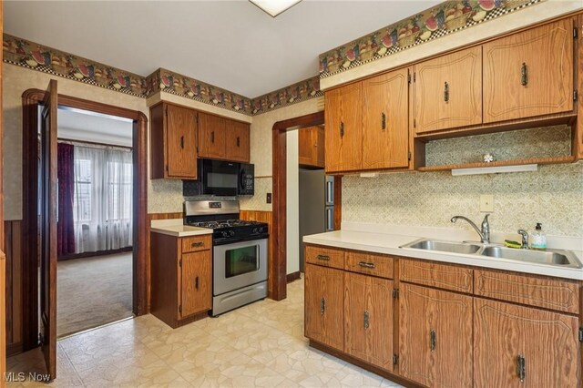 1900 Cypress Ave, Cleveland, OH 44109 - photo 13