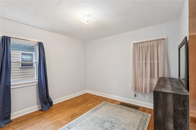 1900 Cypress Ave, Cleveland, OH 44109 - photo 20