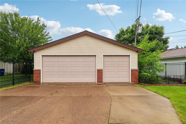 1900 Cypress Ave, Cleveland, OH 44109 - photo 33