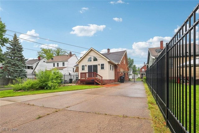 1900 Cypress Ave, Cleveland, OH 44109 - photo 34