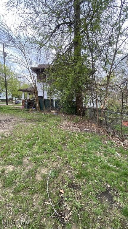 1442 Newton St, Akron, OH 44305 - photo 2
