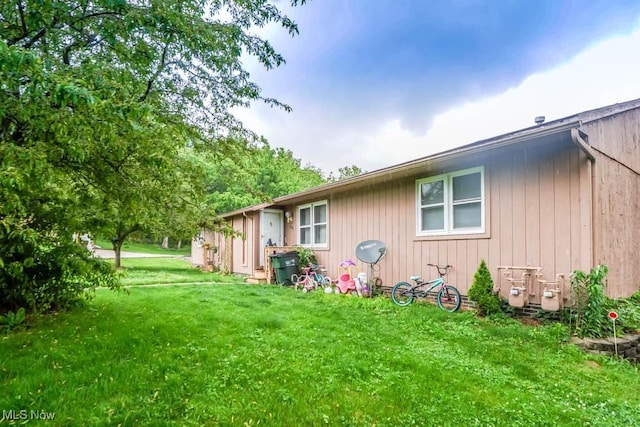 7230 Huck Cir NW, North Canton, OH 44720 - photo 2