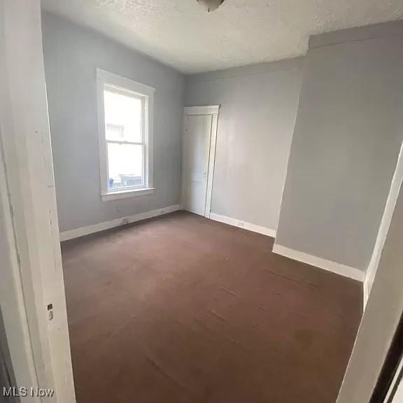 474 E 128th St, Cleveland, OH 44108 - photo 2