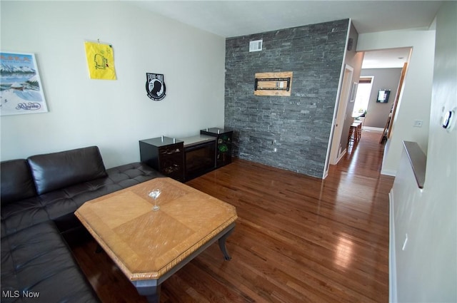 1425 Lindazzo Ave, Cleveland, OH 44114 - living area with wood finished floors