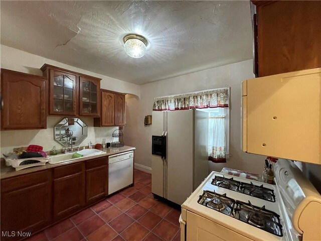 3675 E 138th St, Cleveland, OH 44120 - photo 3