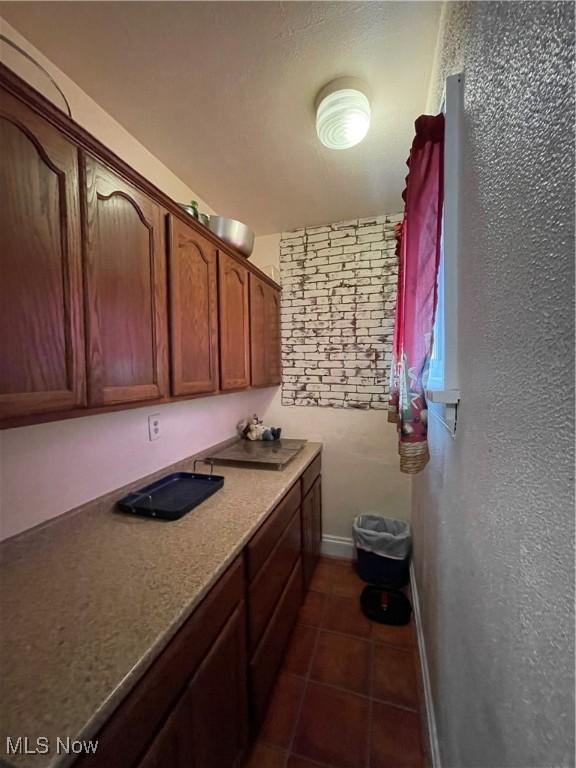 3675 E 138th St, Cleveland, OH 44120 - photo 5