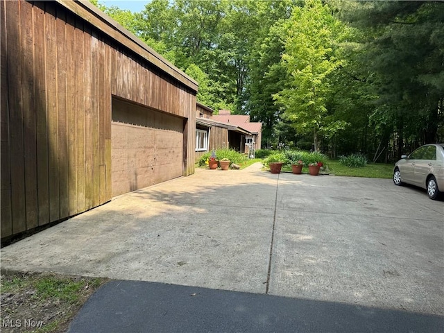 5060 Leffingwell Rd, Canfield, OH 44406 - view of side of property