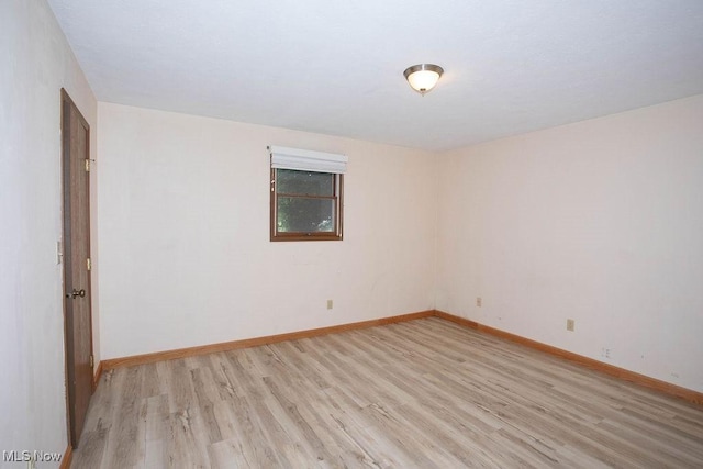 816 Pearson Un # 1, Boardman, OH 44512 - unfurnished room with light wood-style floors and baseboards