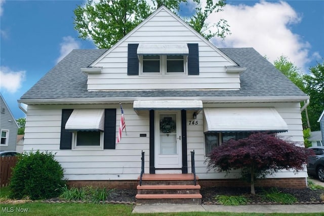 745 N Elmwood Ave, Wickliffe, OH 44092 - photo 1