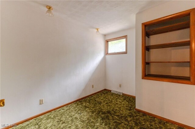 41510 Alderlick Rd, Wellsville, OH 43968 - unfurnished room featuring carpet flooring and baseboards