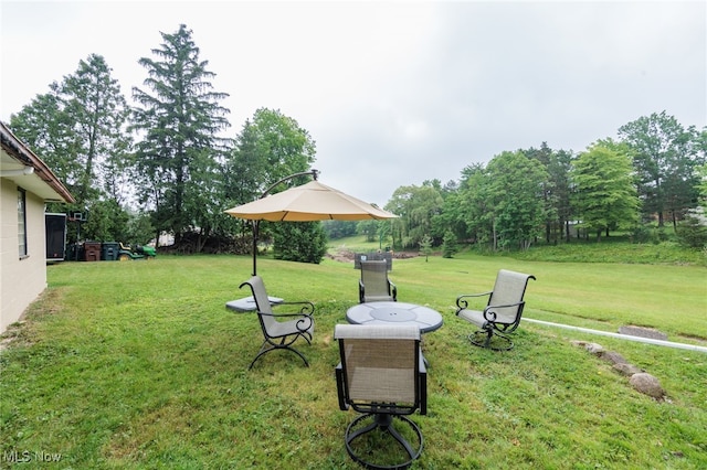10229 State Rd, North Royalton, OH 44133 - view of grassy yard featuring view of wooded area