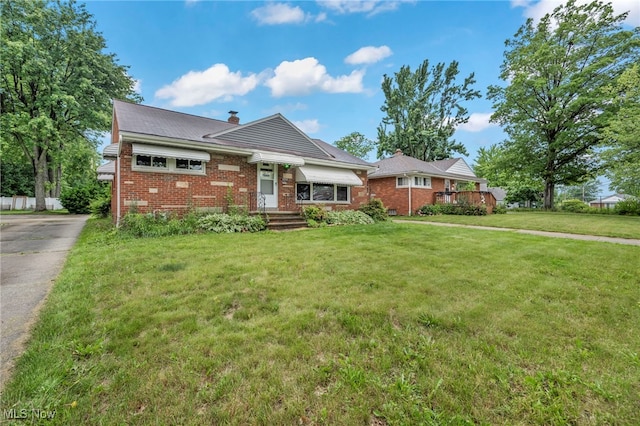30530 Grant St, Wickliffe, OH 44092 - photo 1