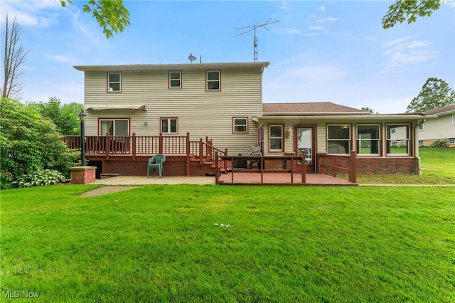 2322 Westview Rd, Cortland, OH 44410 - back of house featuring a patio, a deck, and a lawn