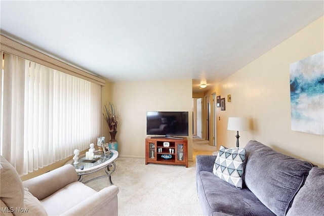 132 Karen Pl, Wintersville, OH 43953 - carpeted living room with baseboards