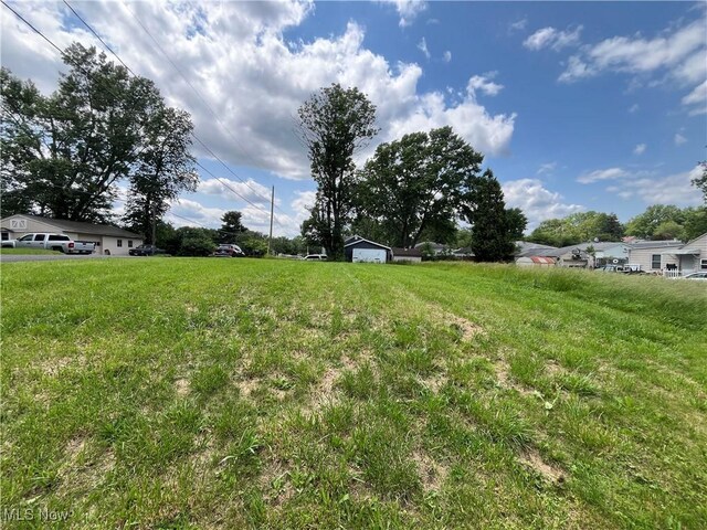 3037 Shelburn Ave, Akron, OH 44312 - photo 5