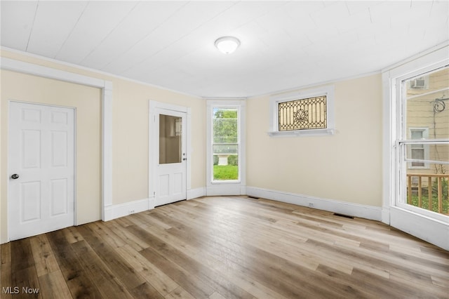 2903 Scranton Rd, Cleveland, OH 44113 - photo 4